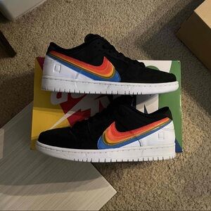 Polaroid x Nike Dunk Low SB - Size 8M